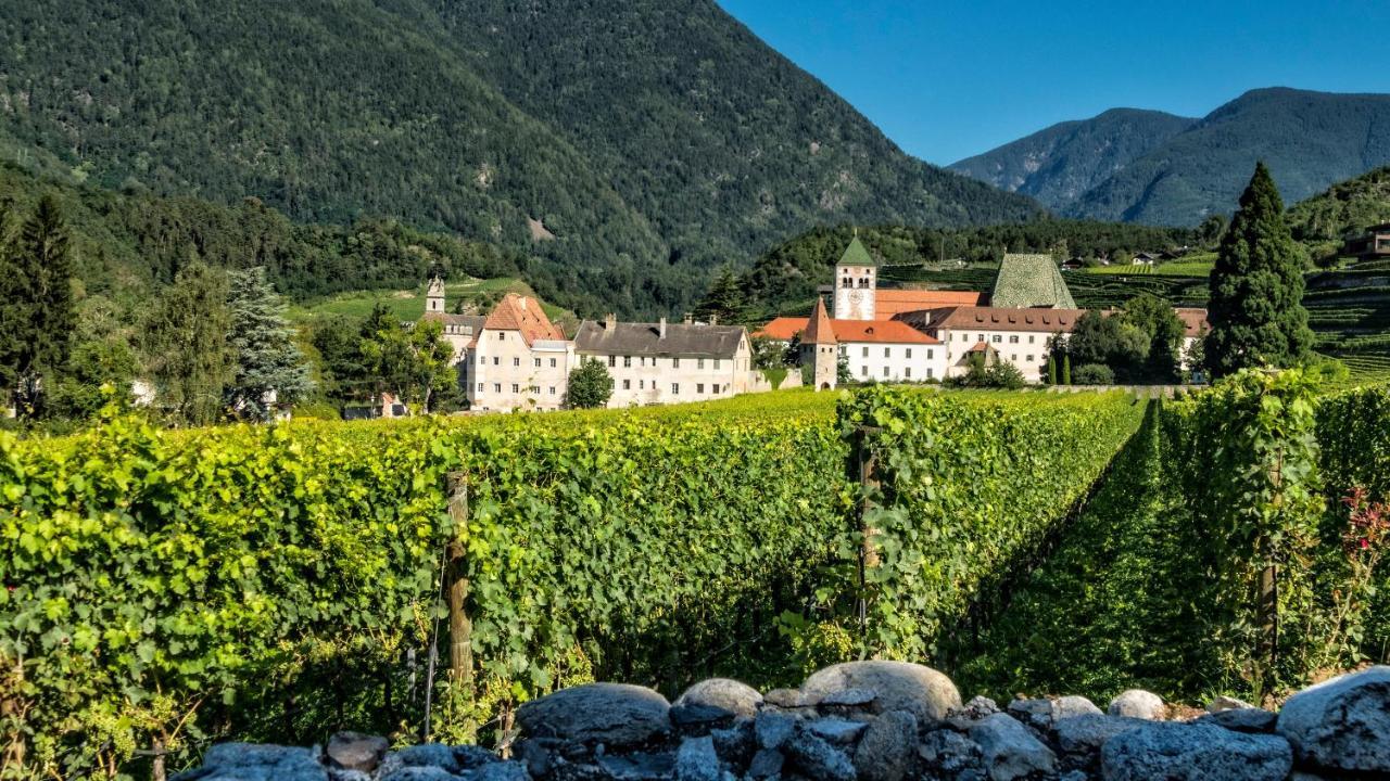Hotel Brueckenwirt Novacella Esterno foto