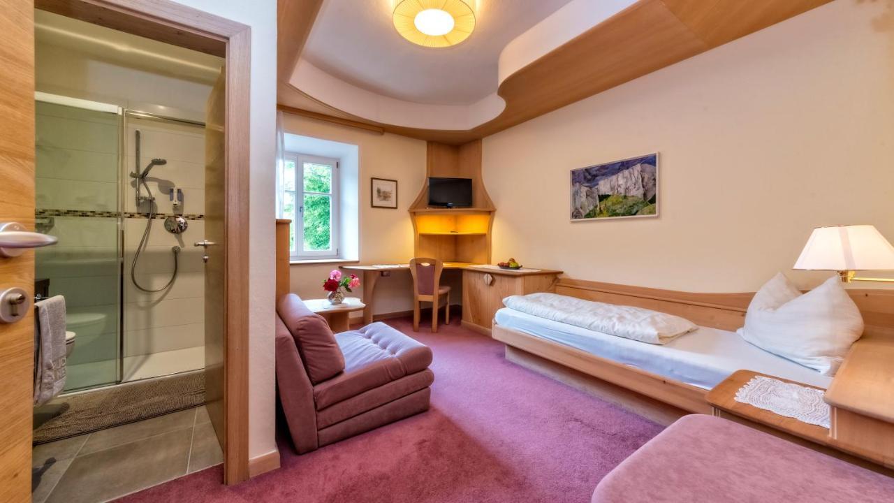 Hotel Brueckenwirt Novacella Esterno foto