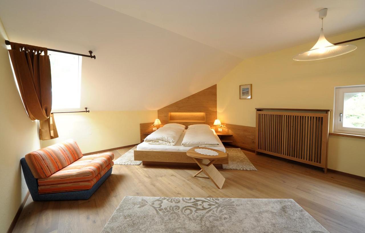 Hotel Brueckenwirt Novacella Esterno foto